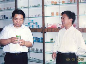 2006年5月9日，時任洛陽市市長連維良到我公司考察
